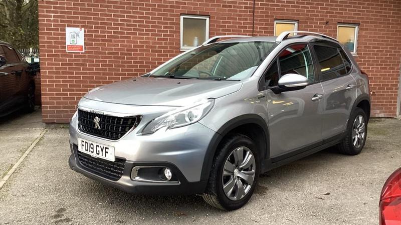 PEUGEOT 2008